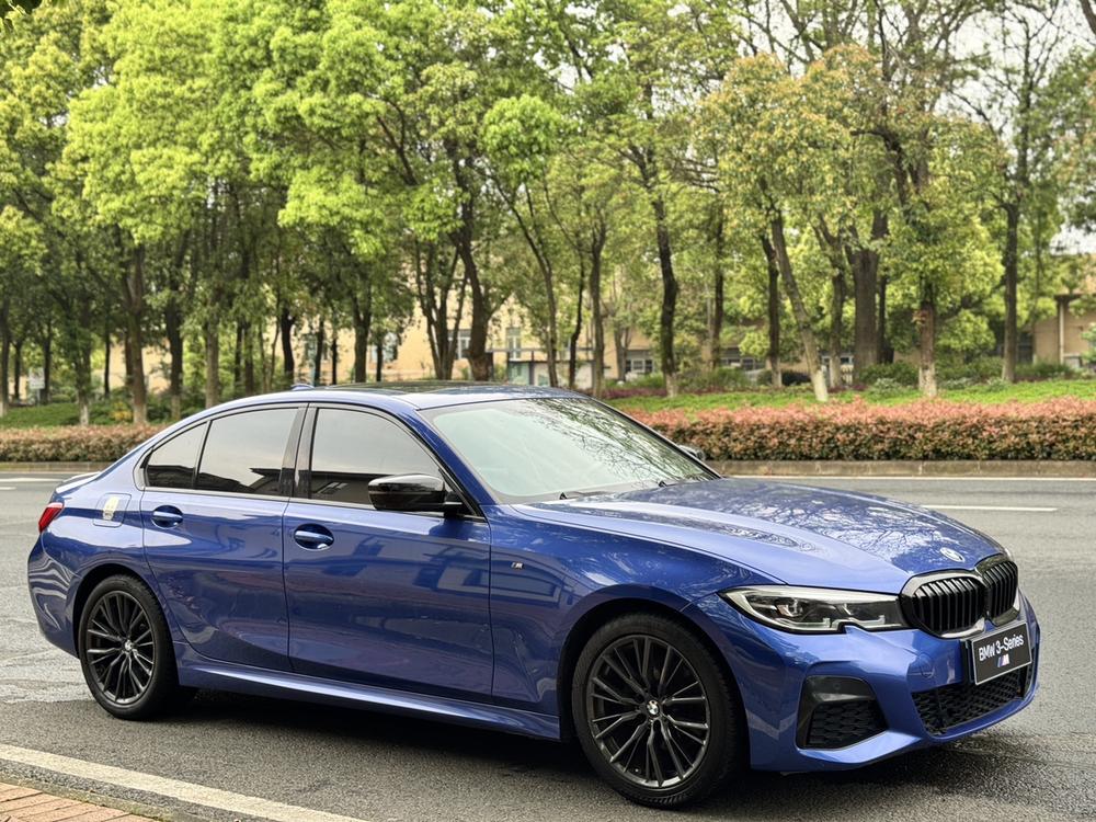 BMW 3 Series 2020 صورة سيارة #3