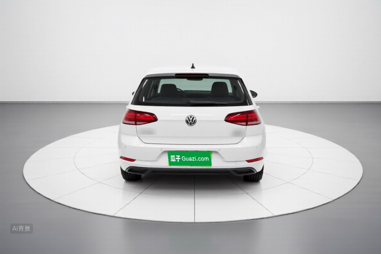 Volkswagen Golf 2019 car image #6