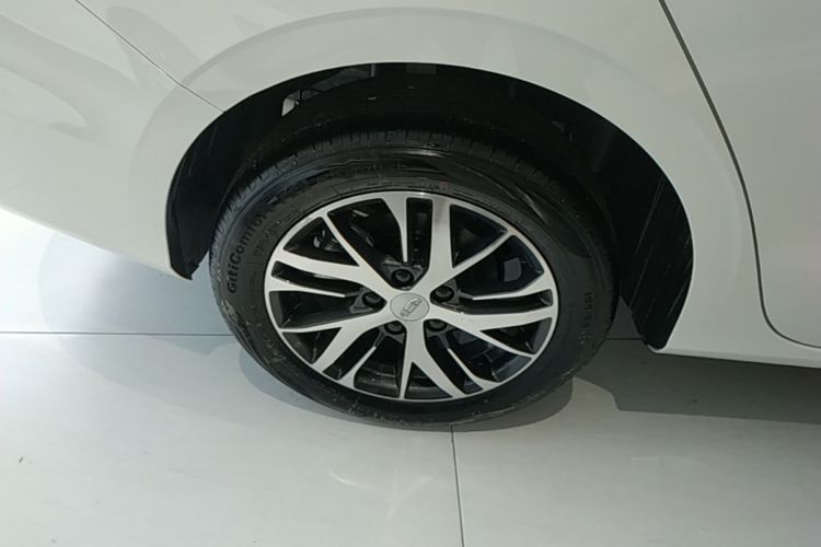 GEELY Emgrand 2026 #10 GEELY Emgrand 2026 car image #10