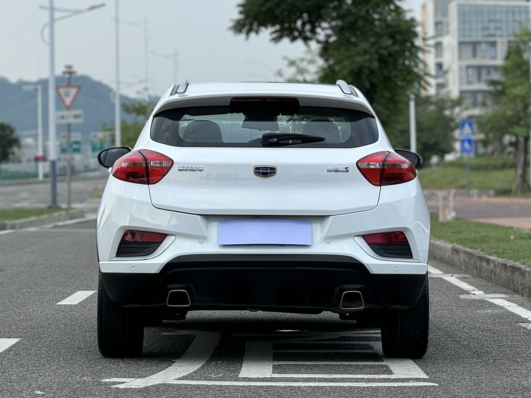 GEELY Emgrand GS 2018 #8 GEELY Emgrand GS 2018 car image #8