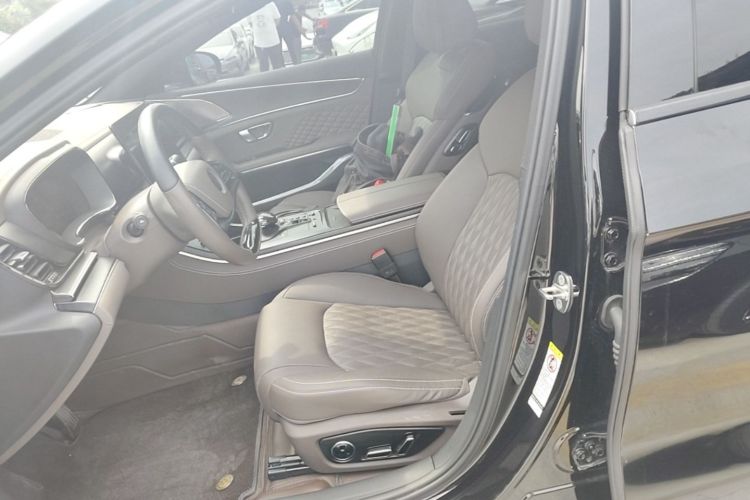 BYD Han 2024 #15 BYD Han 2024 car image #15