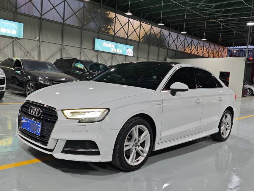Audi A3 2019 imagen de coche #2