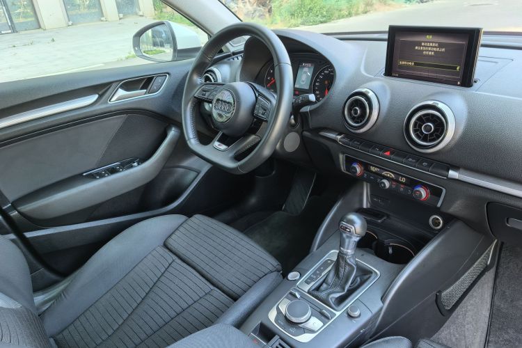 Audi A3 2018 #11 Audi A3 2018 car image #11