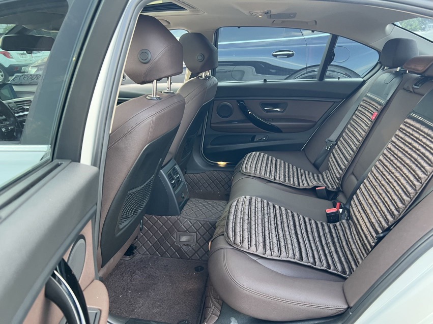 BMW 3 Series 2019 #6 BMW 3 Series 2019 car image #6