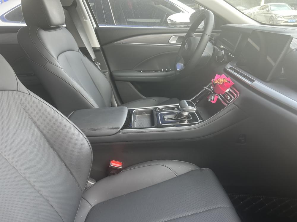 GEELY Emgrand 2026 #5 GEELY Emgrand 2026 car image #5