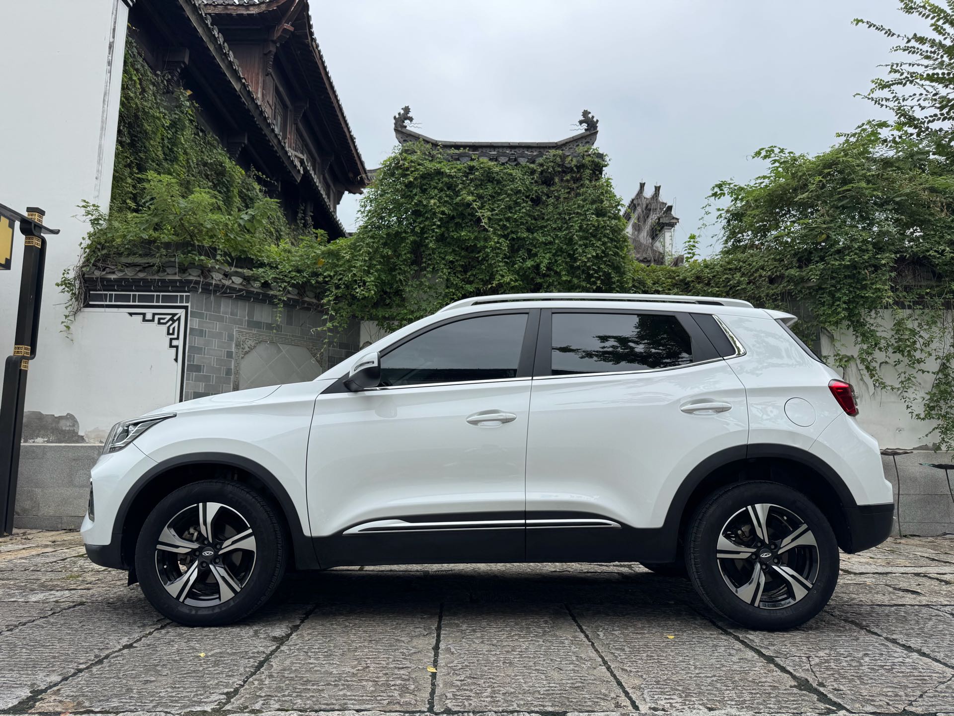 Chery Tiggo 5x 2022 #2 Chery Tiggo 5x 2022 car image #2