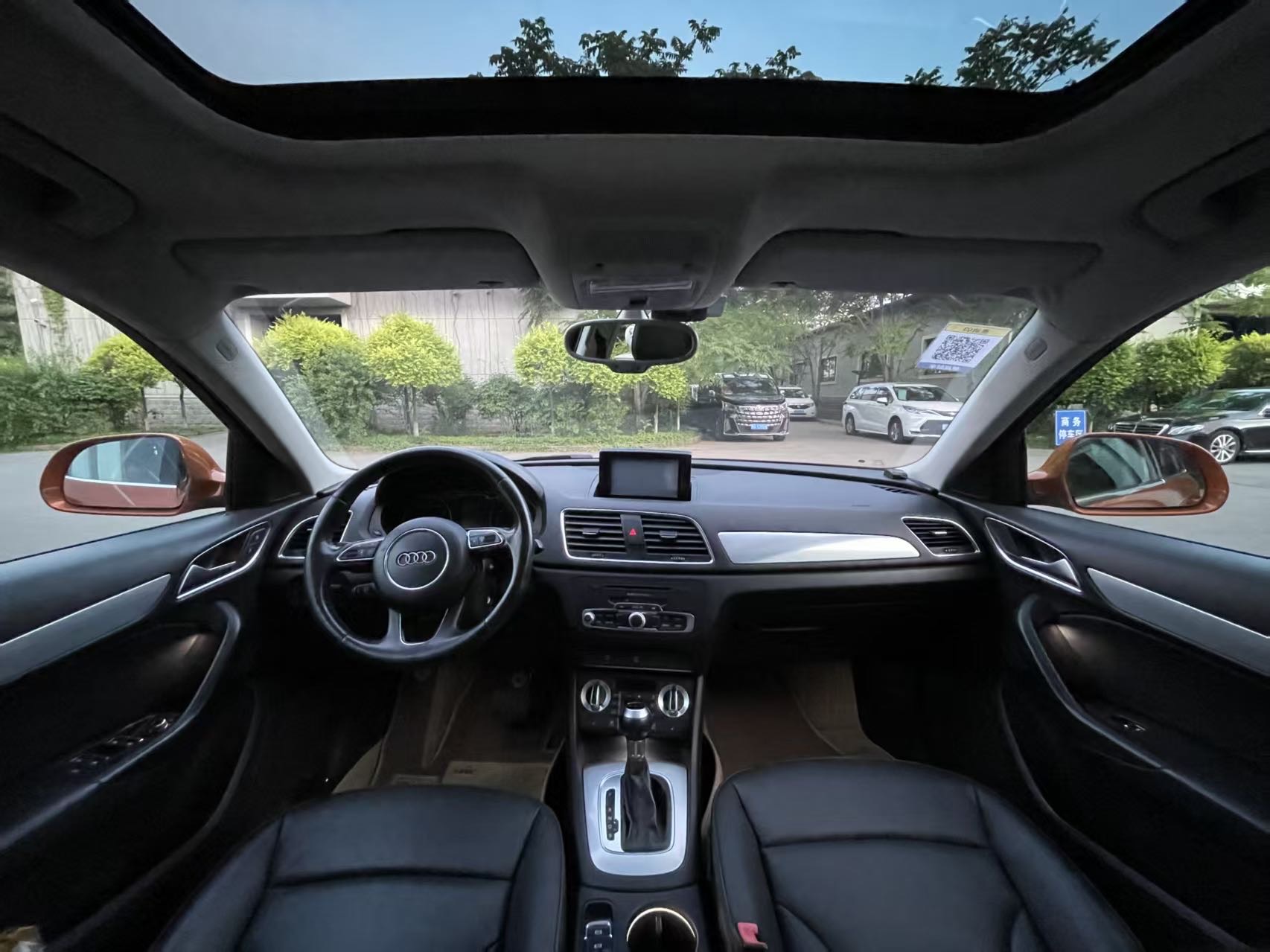 Audi Q3 2014 car image #5