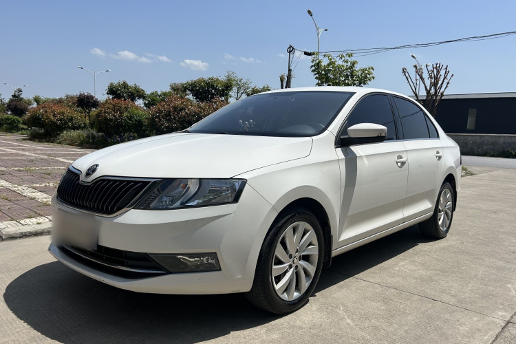 Skoda Rapid 2019 image de voiture #2
