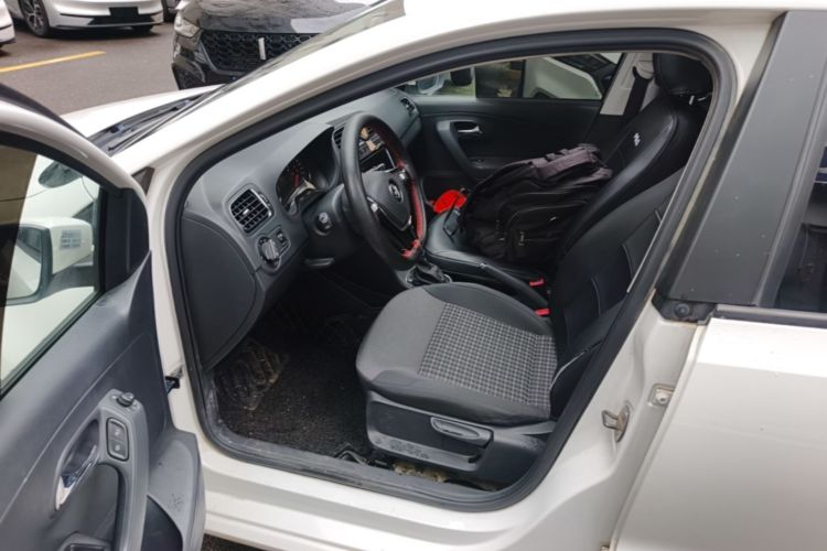 Volkswagen Polo 2019 #16 Volkswagen Polo 2019 car image #16