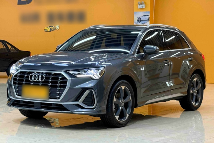 Audi Q3 2022 #4 Audi Q3 2022 car image #4
