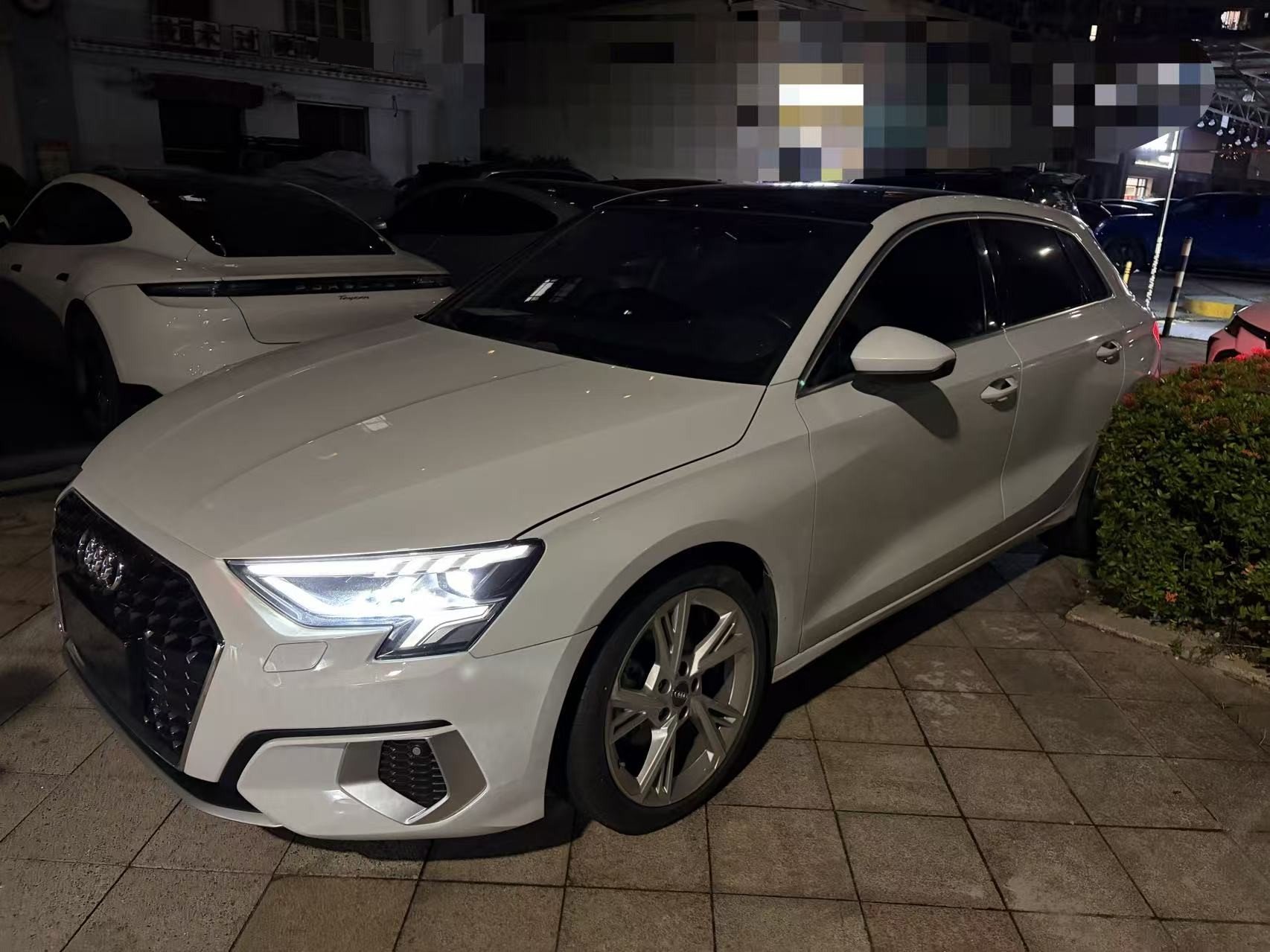 2021 immagine di auto 