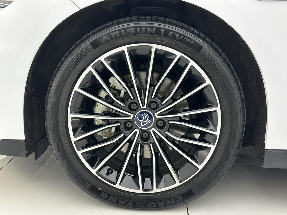 BYD Han 2023 #8 BYD Han 2023 car image #8