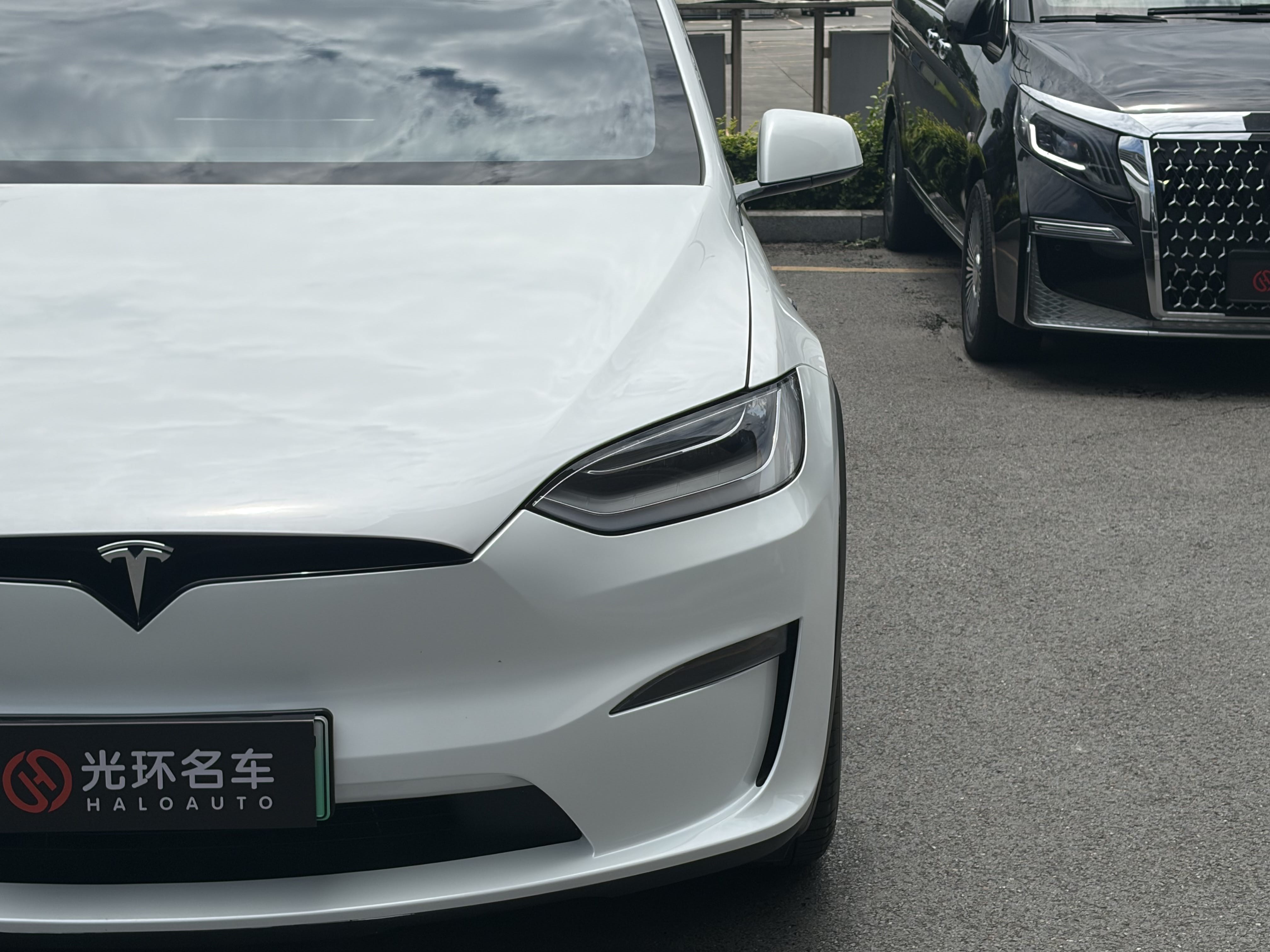 Tesla Model X 2023 #2 Tesla Model X 2023 car image #2