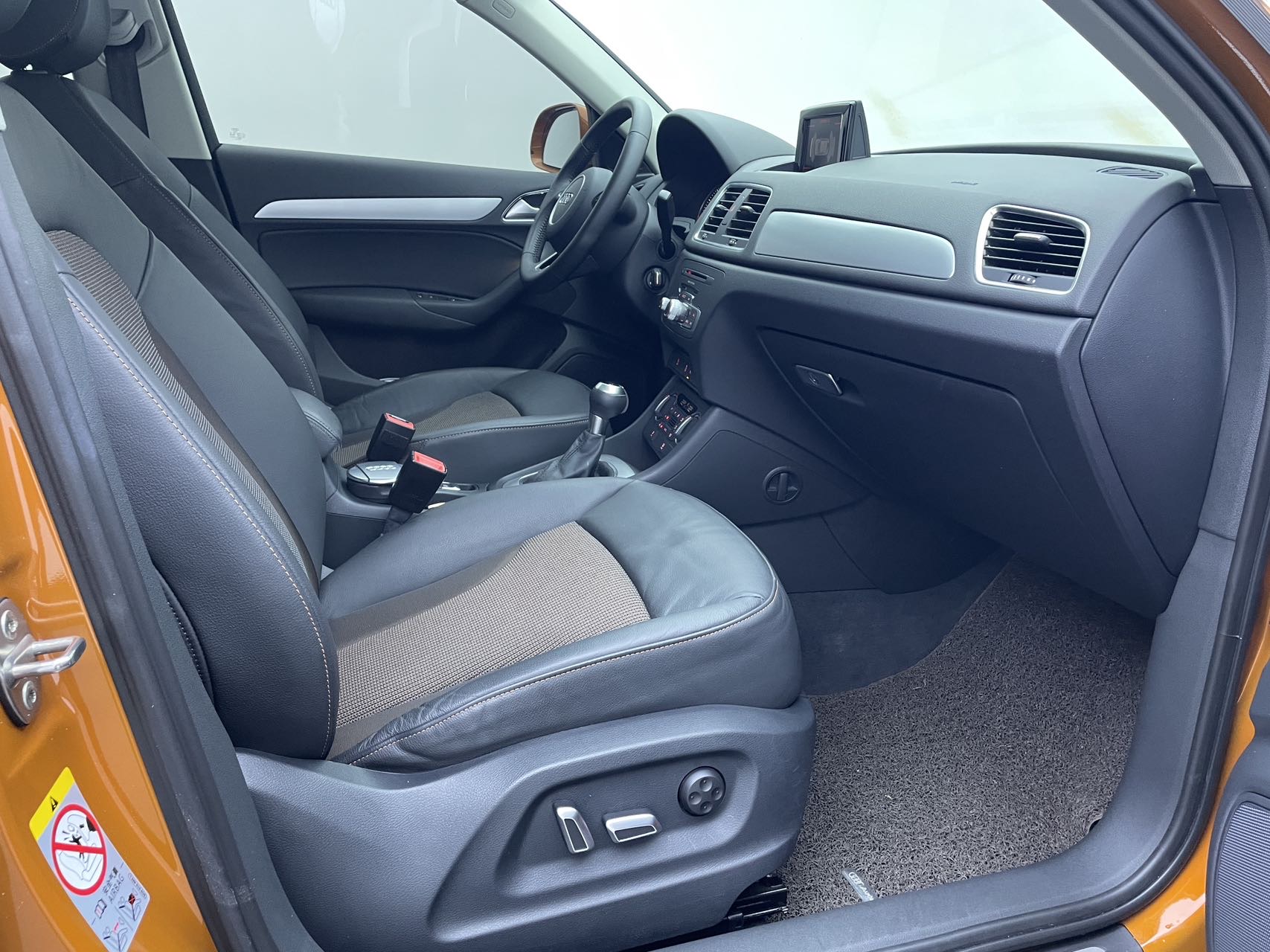 Audi Q3 2017 #8 Audi Q3 2017 car image #8