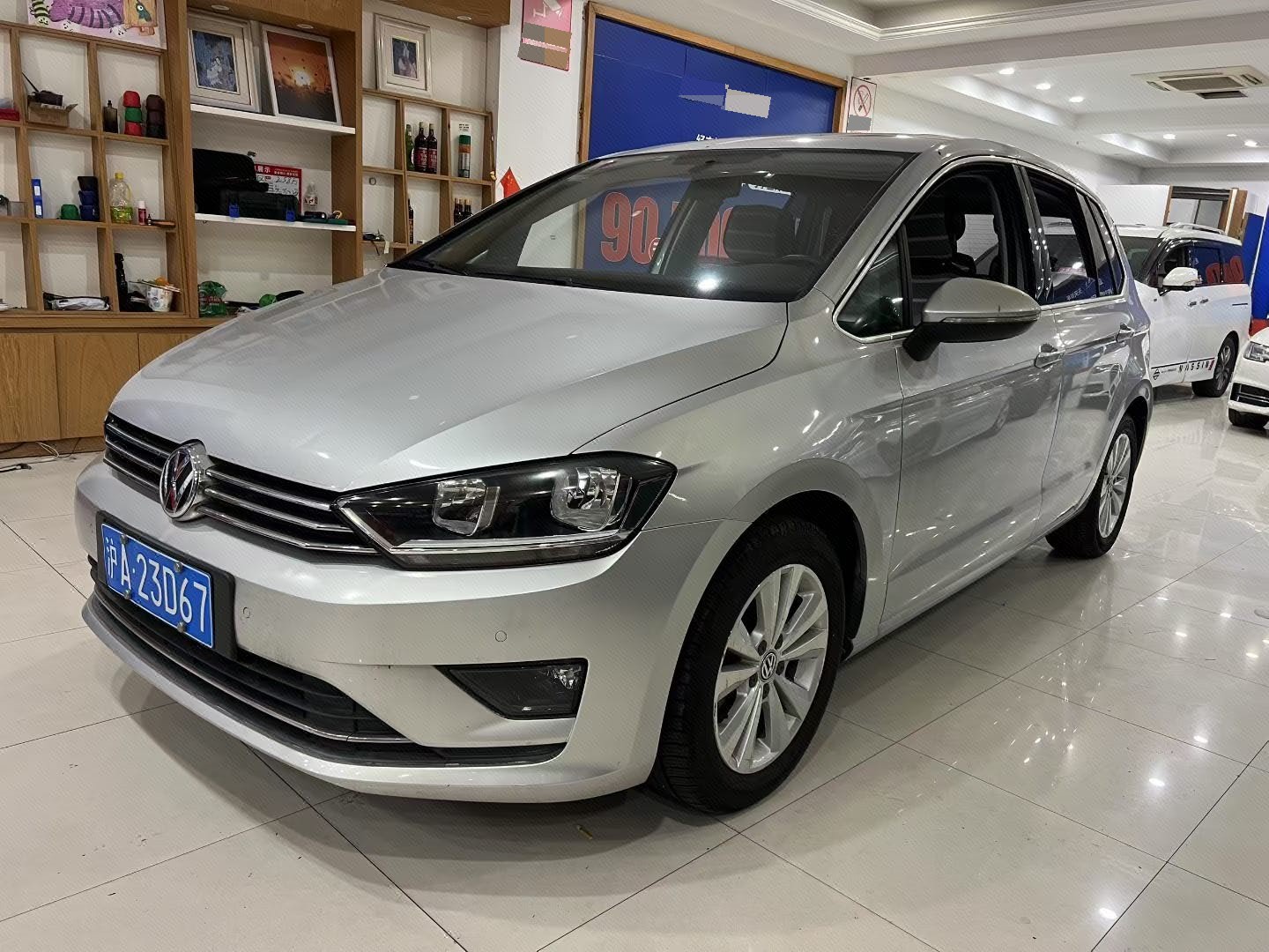 2016 image de voiture 