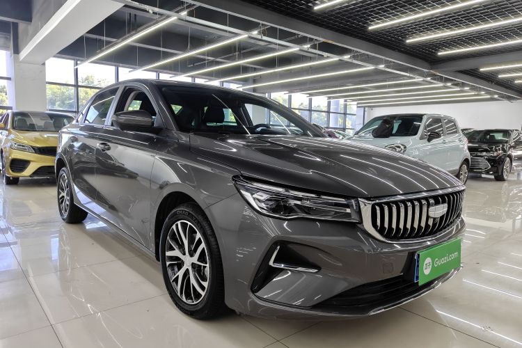 GEELY Emgrand 2025 #4 GEELY Emgrand 2025 car image #4