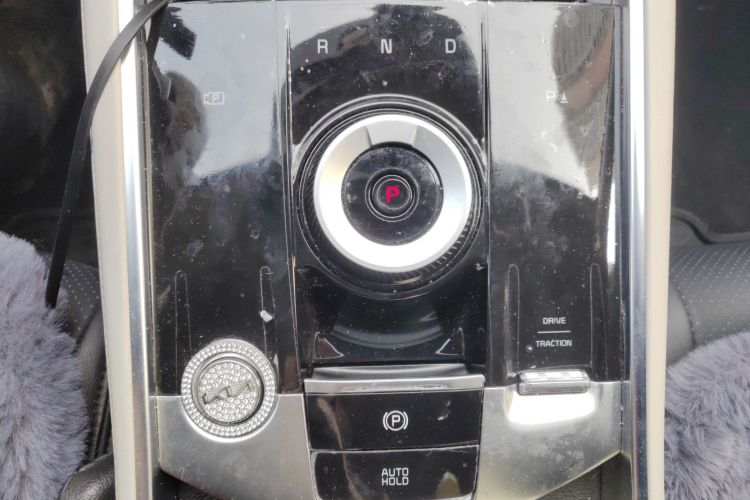 起亚 狮铂拓界 2024 汽车图片 #18