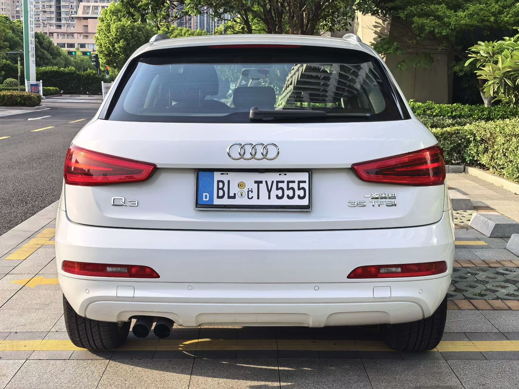 Audi Q3 2014 #10 Audi Q3 2014 car image #10