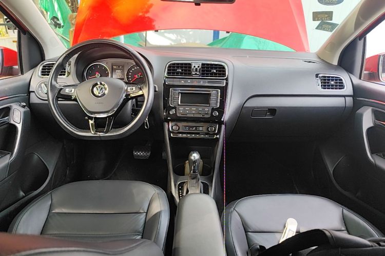 Volkswagen Polo 2015 immagine di auto #10