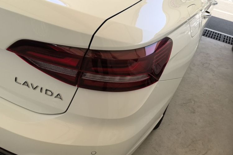 Volkswagen Lavida 2025 car image #8