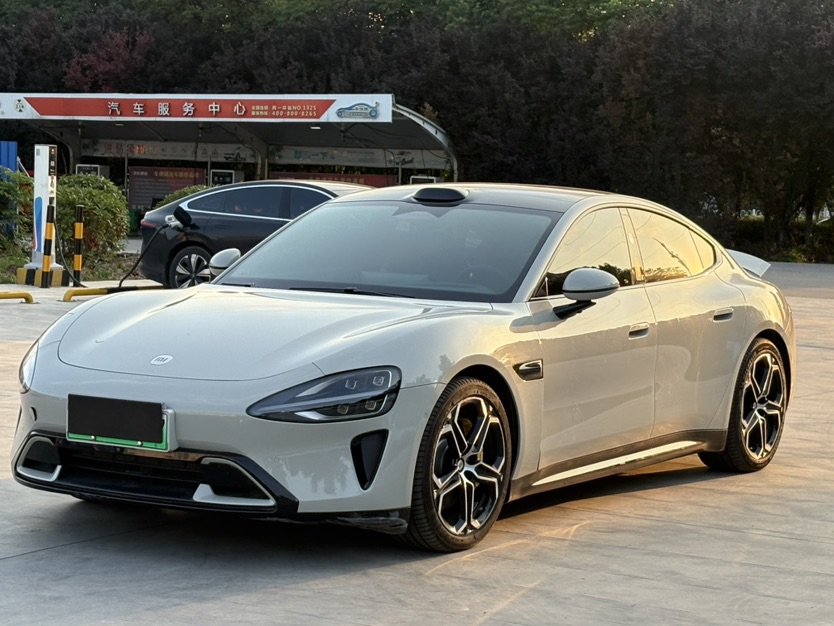 MI SU7 2025 car image #2