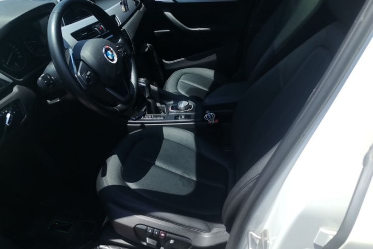BMW X1 2018 car image #19