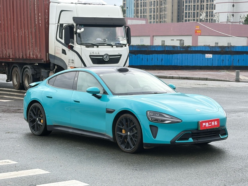 MI SU7 2024 car image #3