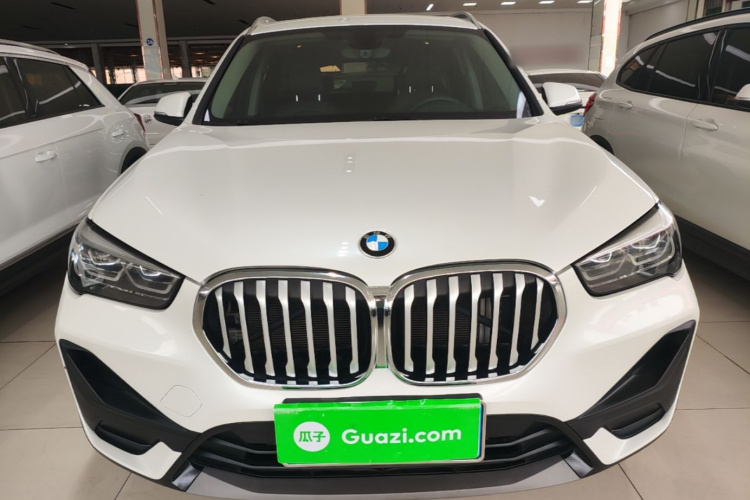 BMW X1 2020 #3 BMW X1 2020 car image #3