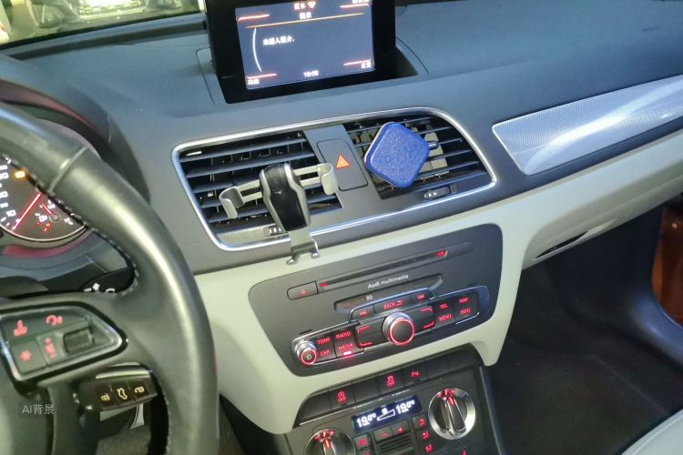 Audi Q3 2015 صورة سيارة #15