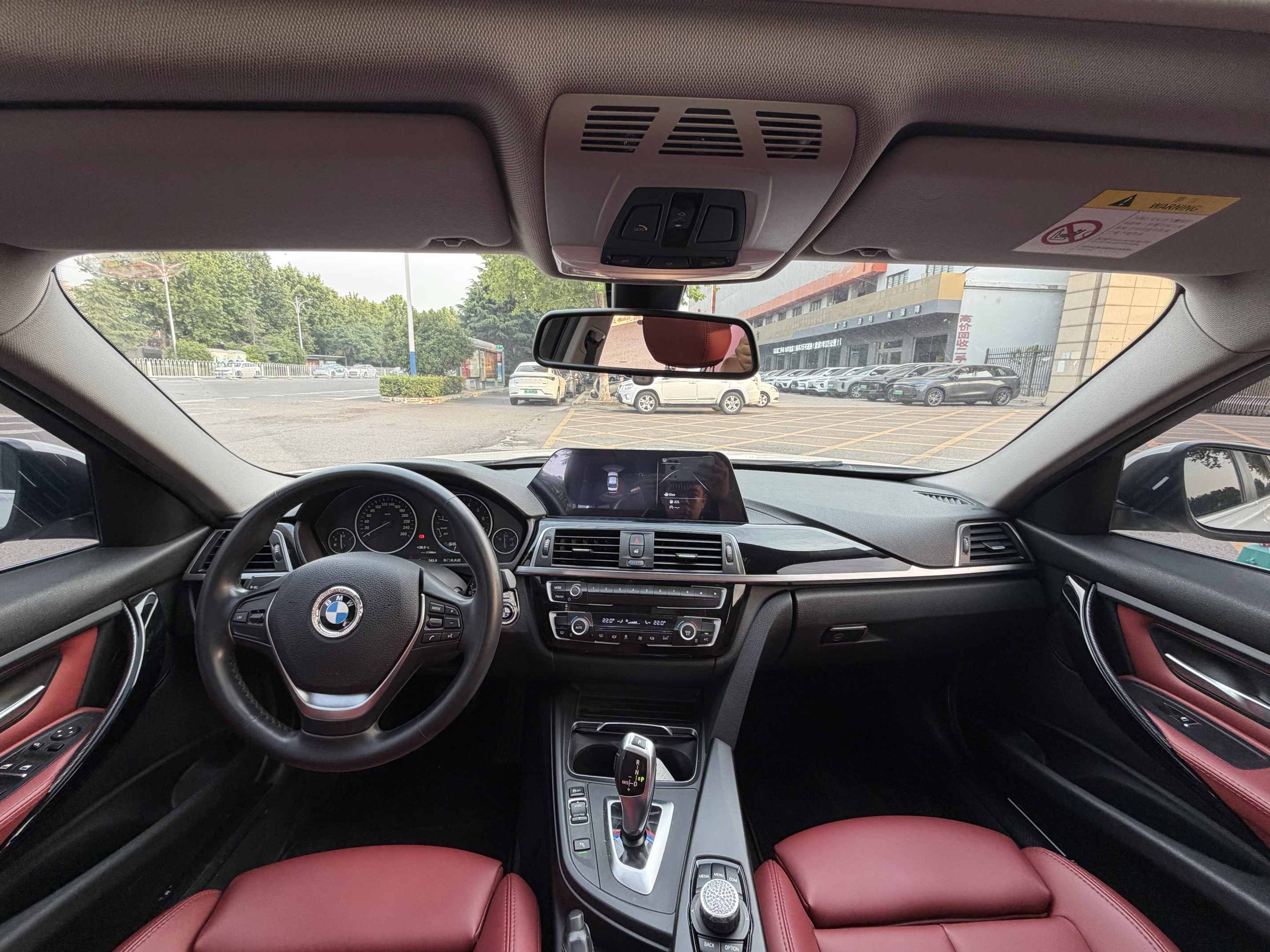 BMW 3 Series 2018 #9 BMW 3 Series 2018 car image #9