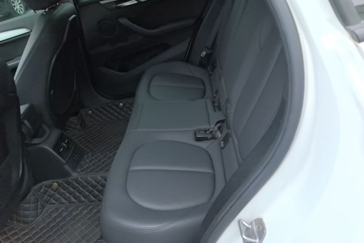 BMW X1 2019 #17 BMW X1 2019 car image #17