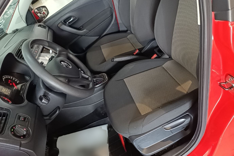 Volkswagen Polo 2018 #15 Volkswagen Polo 2018 car image #15