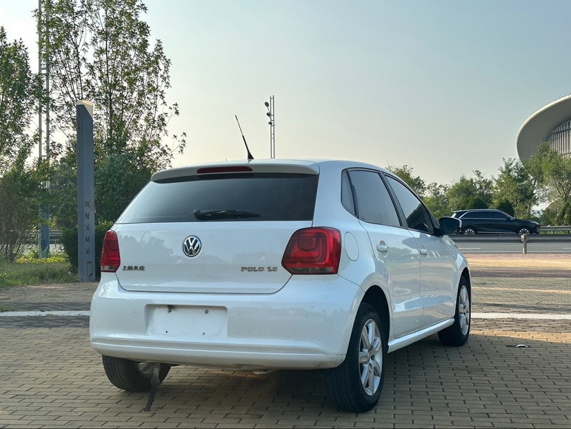 Volkswagen Polo 2013 #4 Volkswagen Polo 2013 car image #4