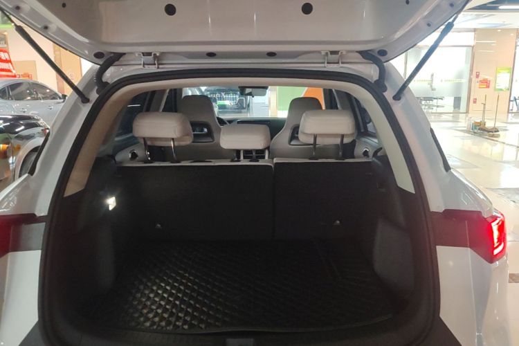 BYD YuanUP 2026 car image #19