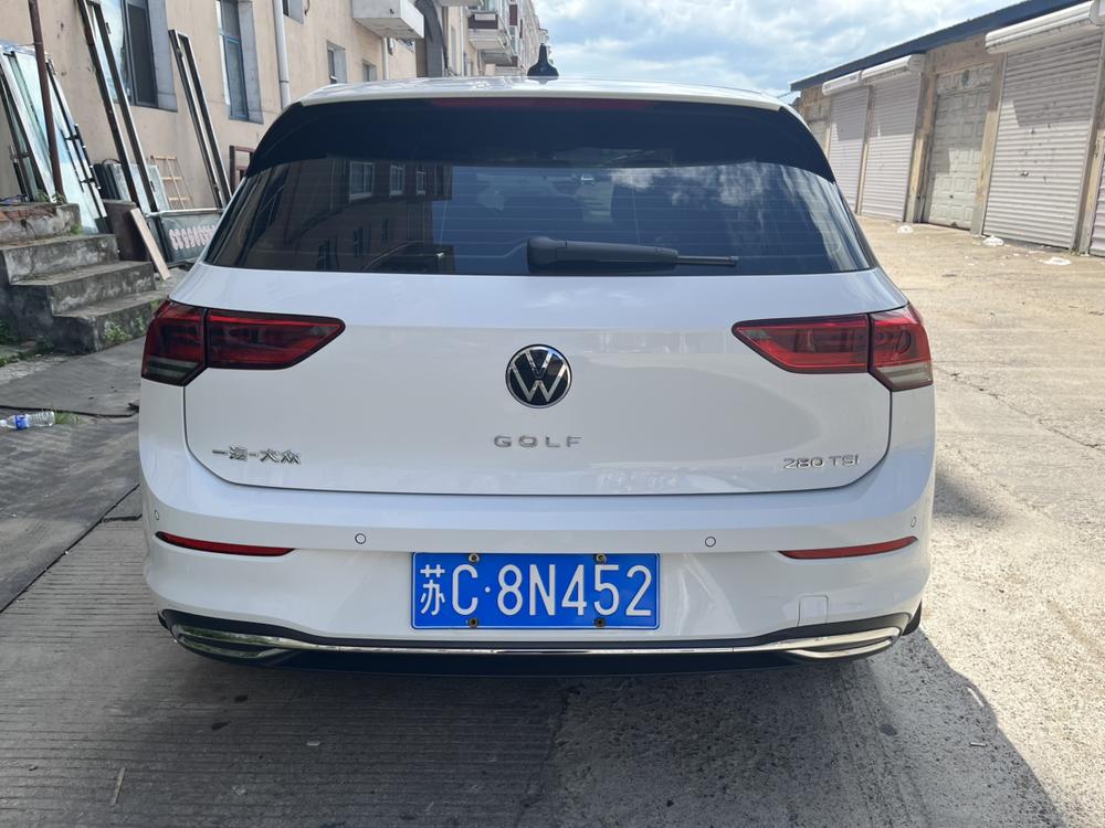 Volkswagen Golf 2023 صورة سيارة #6