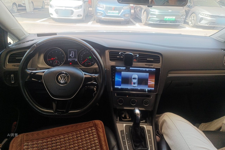 Volkswagen Golf 2016 car image #11