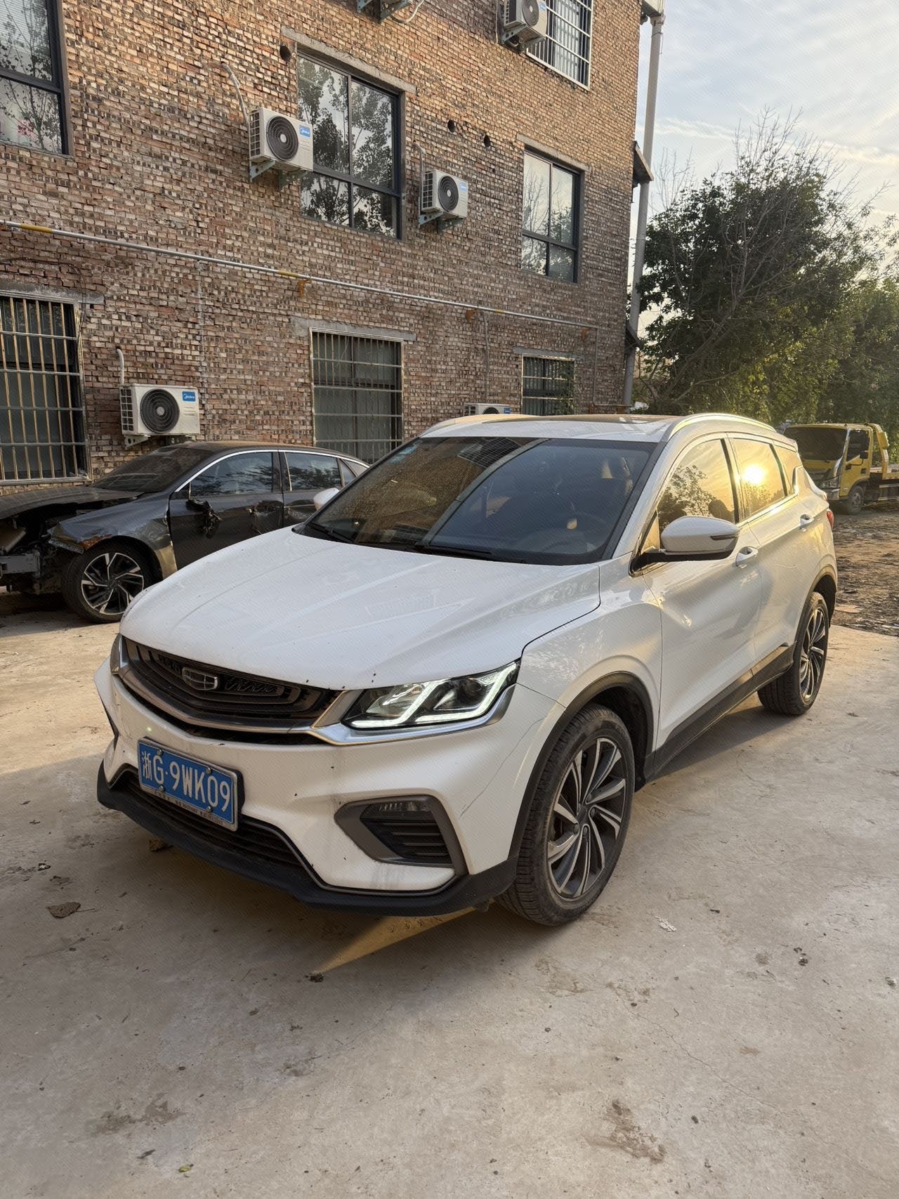 GEELY Coolray 2019 car image 