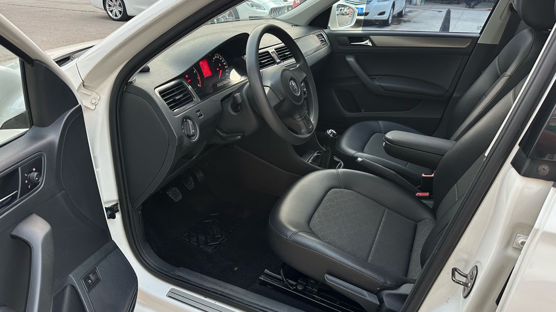 Volkswagen Santana 2014 immagine di auto #9