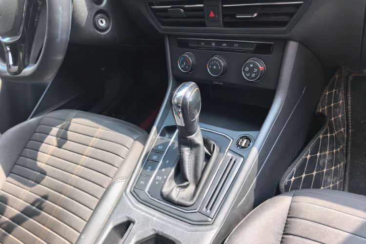 Volkswagen Lavida 2022 imagen de coche #17