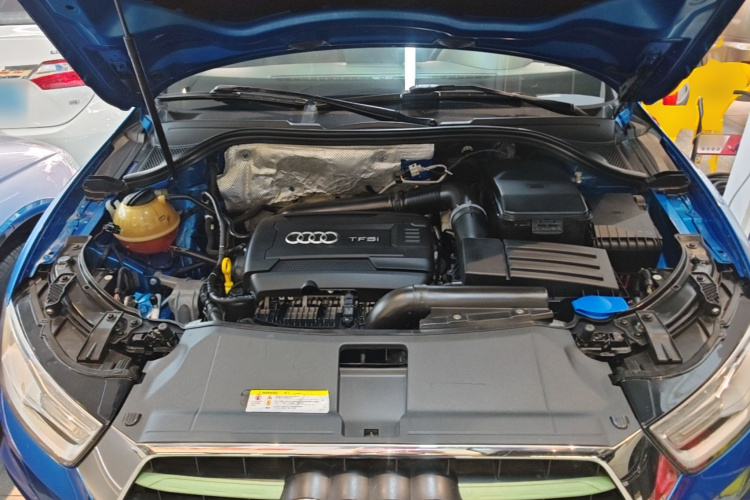Audi Q3 2016 #20 Audi Q3 2016 car image #20
