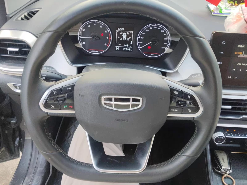 GEELY Coolray 2023 car image #14