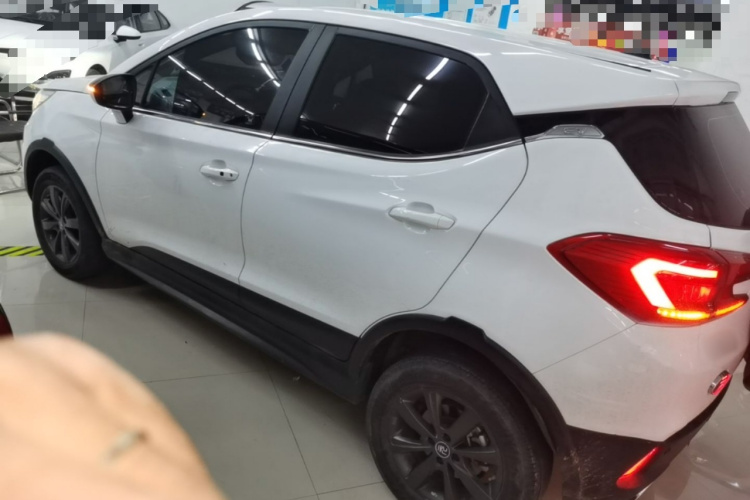 BYD Yuan New Energy 2019 #5 BYD Yuan New Energy 2019 car image #5