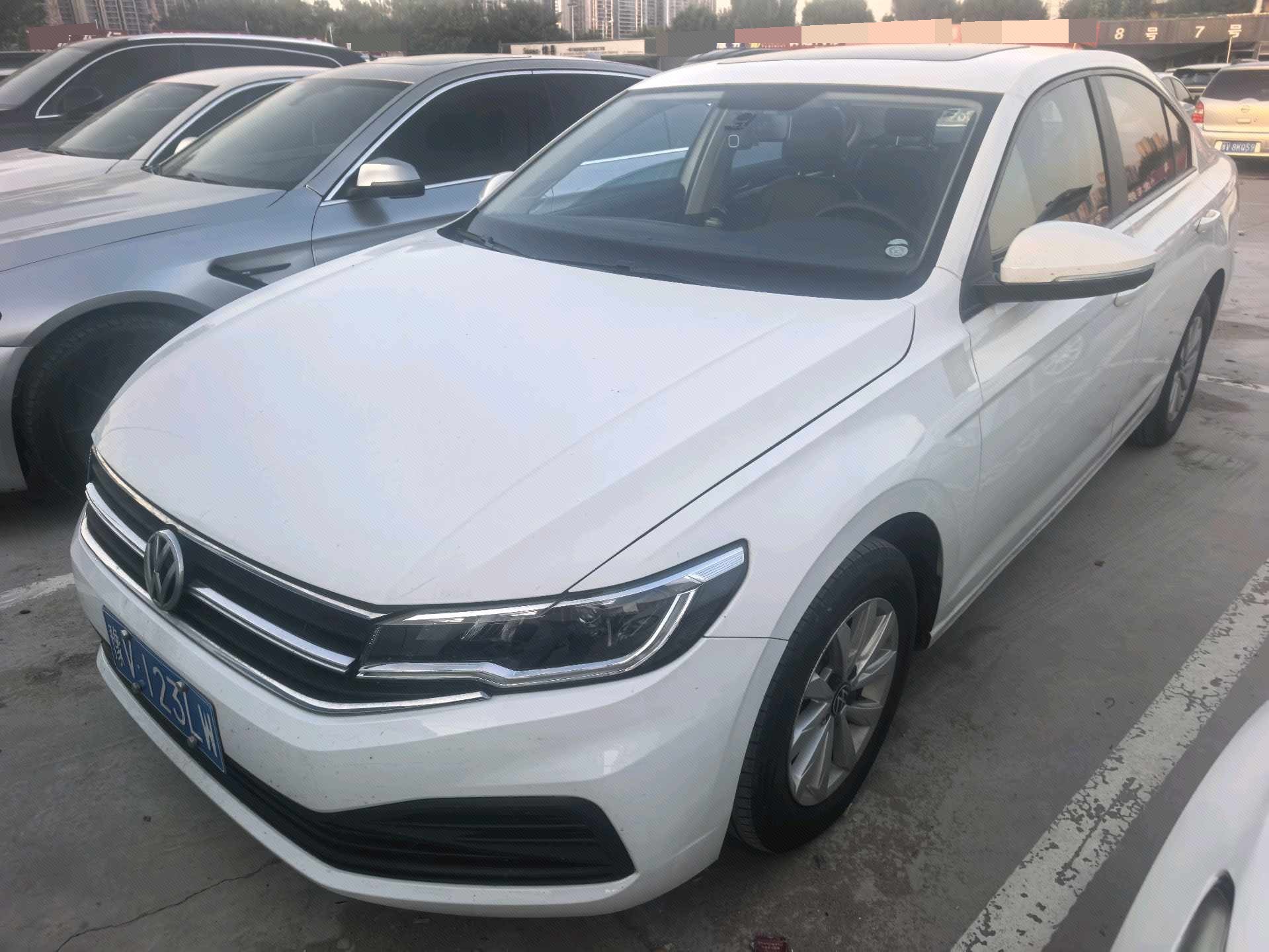 Volkswagen Bora 2021 car image 
