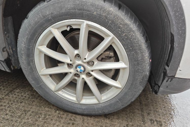 BMW X1 2017 #6 BMW X1 2017 car image #6