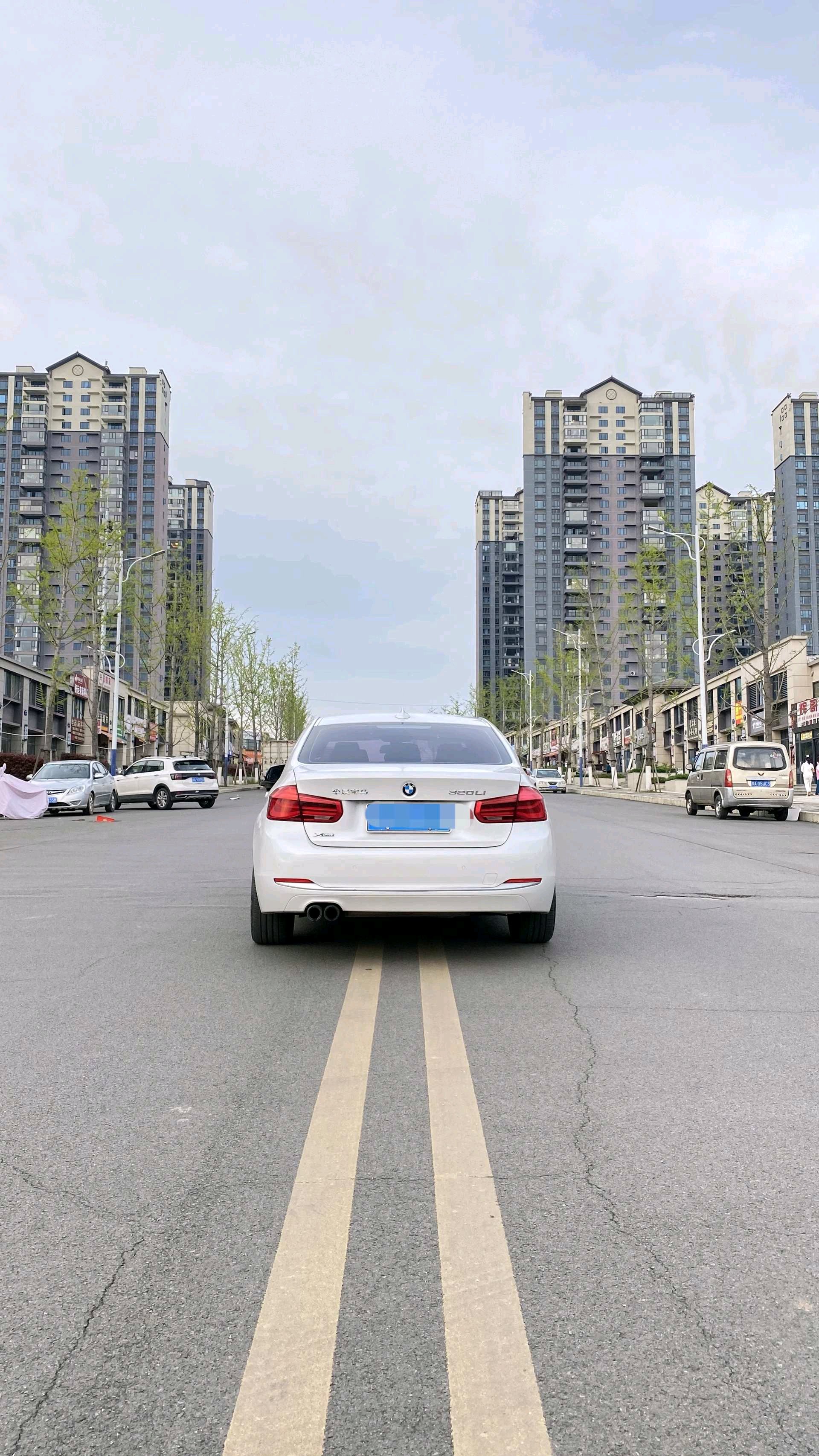 BMW 3 Series 2019 #8 BMW 3 Series 2019 immagine di auto #8