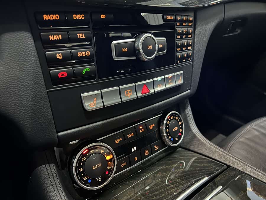 Mercedes-Benz CLS Class 2014 #37 Mercedes-Benz CLS Class 2014 immagine di auto #37