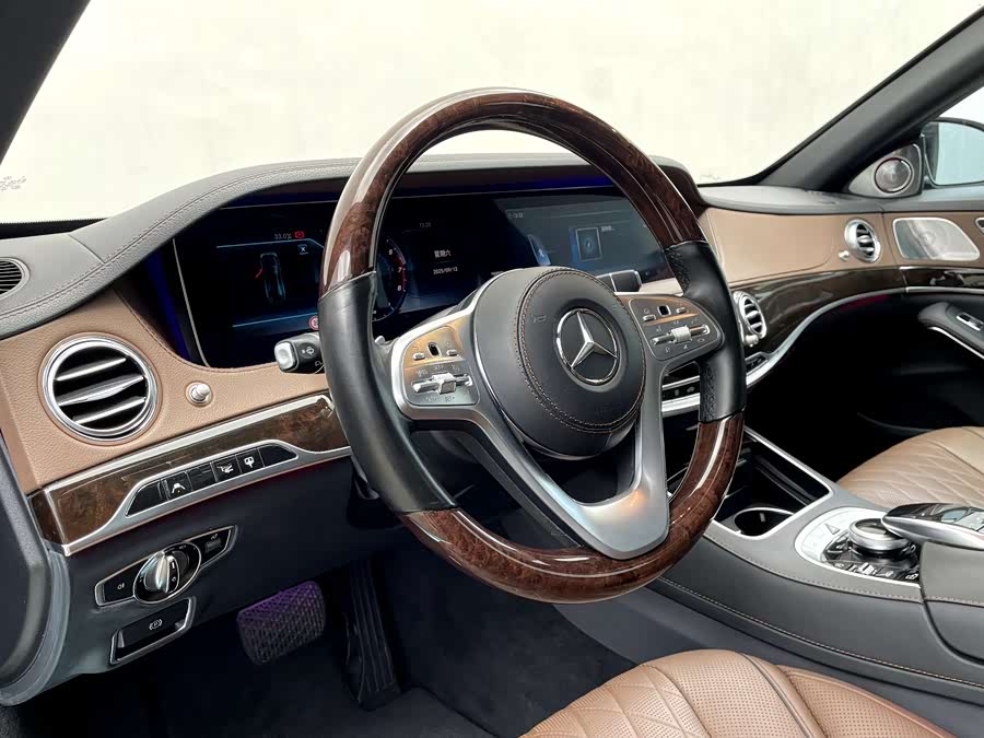 Mercedes-Benz Maybach S Class 2018 #37 Mercedes-Benz Maybach S Class 2018 image de voiture #37