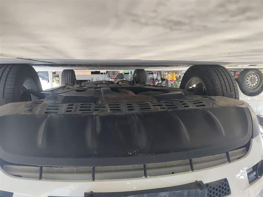 BYD S6 2015 car image #37