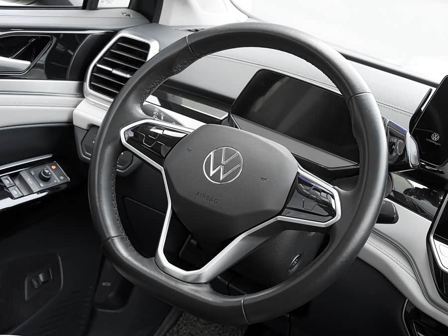 Volkswagen ID.6 Crozz 2023 immagine di auto #37