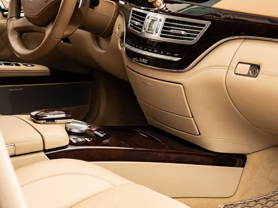 Mercedes-Benz S AMG 2011 image de voiture #37